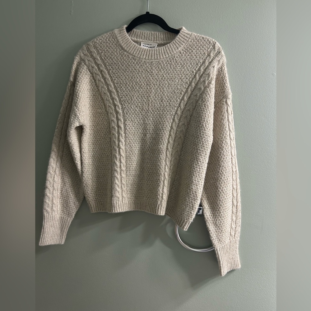 NWT for the republic metallic knit sweater - Picture 4 of 7